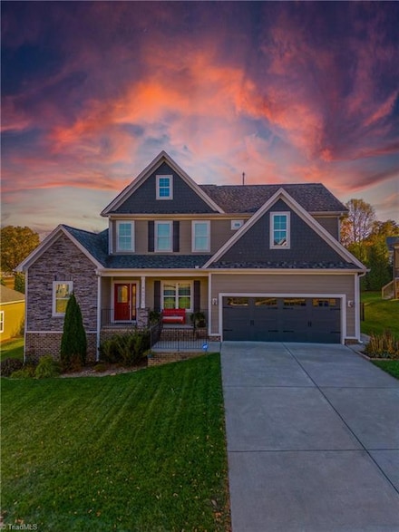 4652 Fairway Run Dr, Pfafftown, NC 27040
