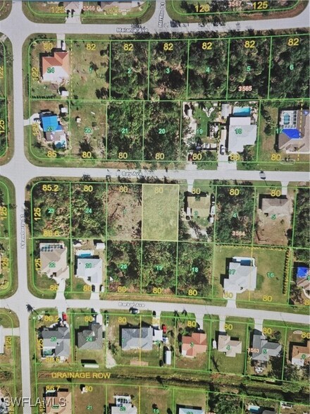10185 Bay Ave, Englewood East, FL 34224