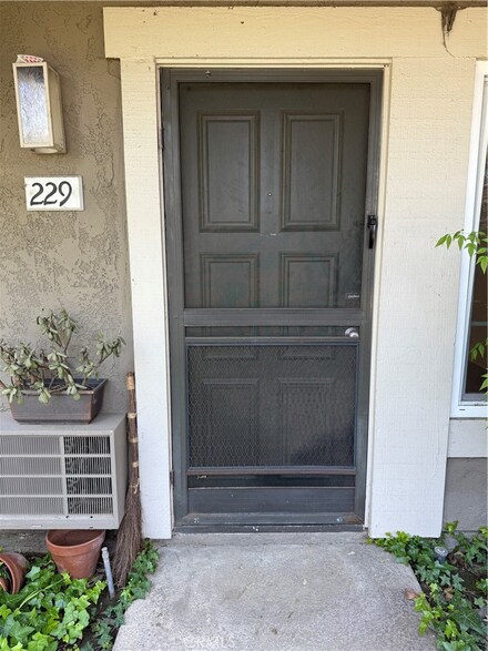 229 Springview Unit 229, Irvine, CA 92620