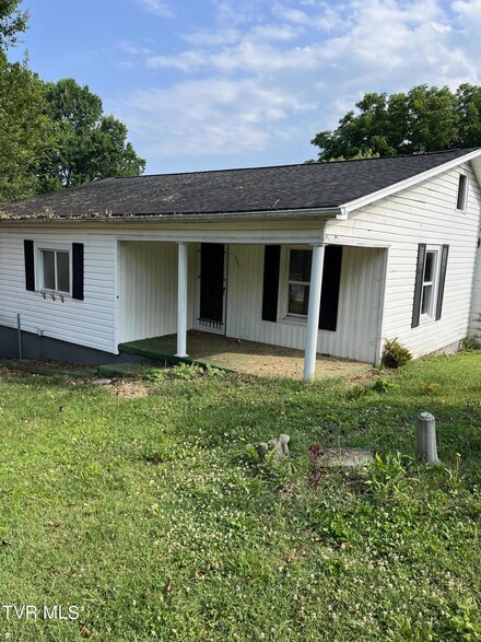 209 N Paperville Rd, Bristol, TN 37620