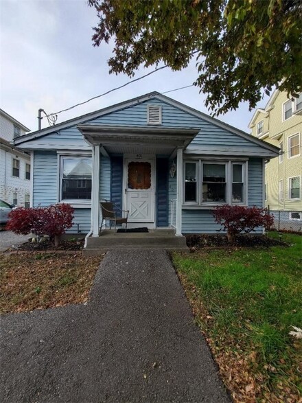 401 Pawtucket Ave, Pawtucket, RI 02860