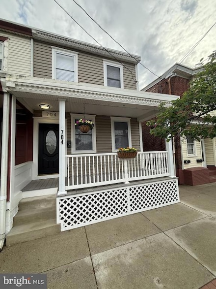 704 Market St, Gloucester City, NJ 08030