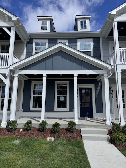 1963 Amacher Dr, Spring Hill, TN 37174
