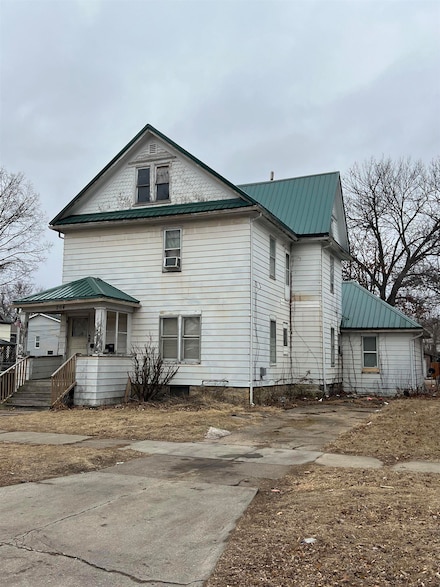 264 Baltimore St, Waterloo, IA 50701