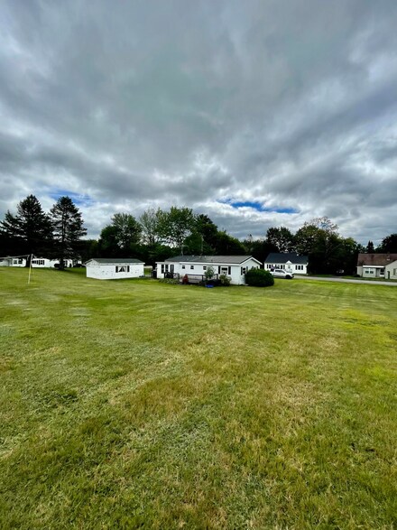 1163 W Main St, Dover Foxcroft, ME 04426