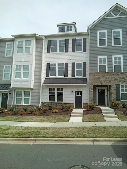 1033 Naples Dr, Davidson, NC 28036
