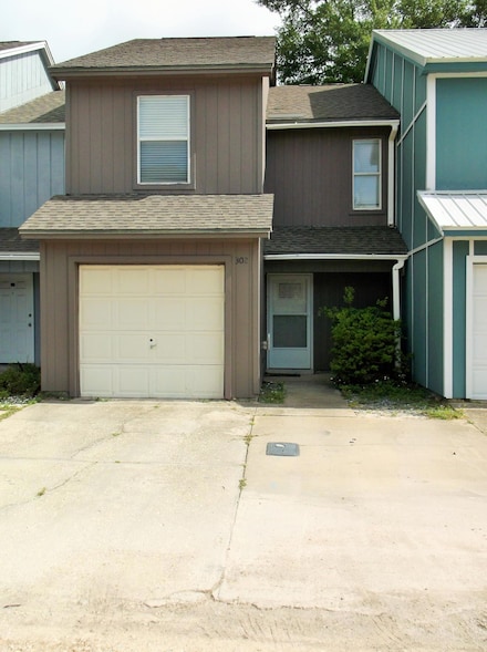 302 Olympia Ct, Fort Walton Beach, FL 32547