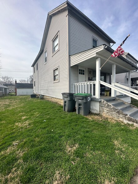 431 W 2nd St, Rushville, IN 46173
