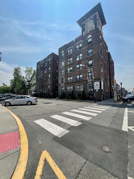 435 79th St Unit 106, North Bergen, NJ 07047