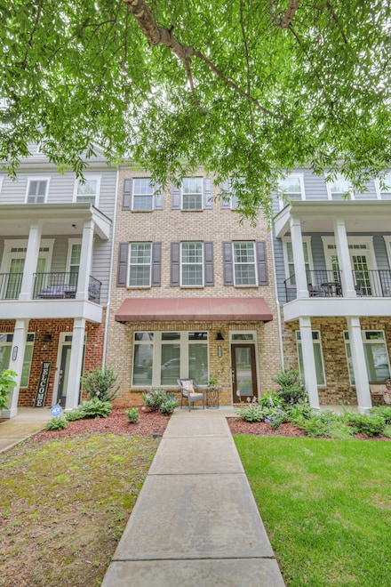 1023 Avery Park Dr, Smyrna, TN 37167