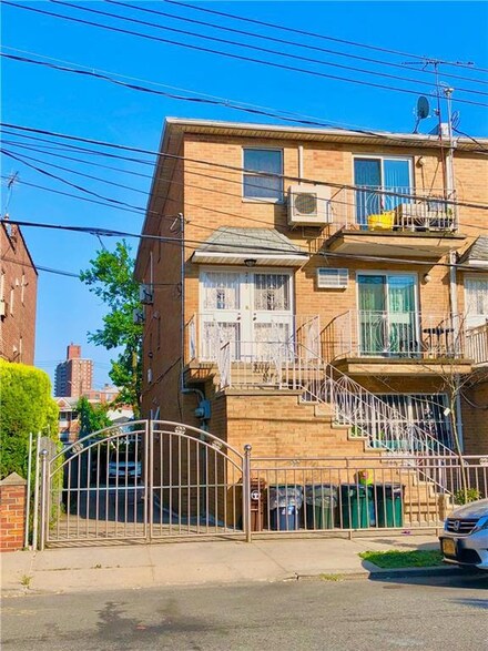 219 Bay 44 St, Brooklyn, NY 11204