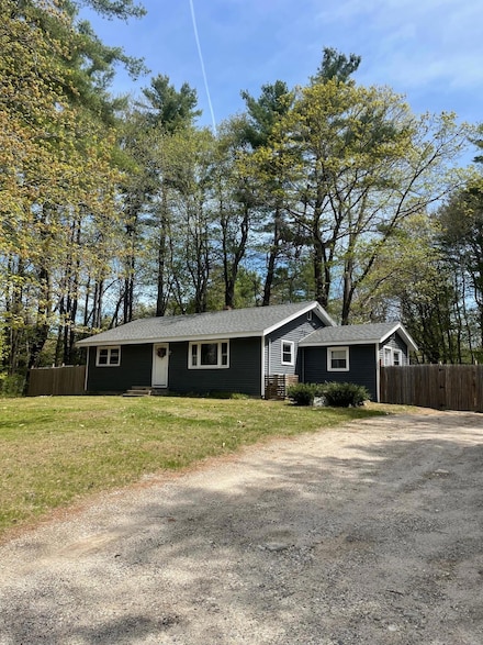 255 Gray Rd, Cumberland Center, ME 04021