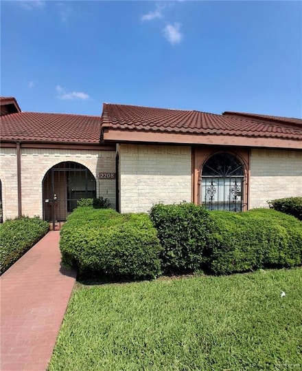 2208 N Mayberry Rd, Mission, TX 78572