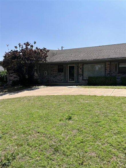 4700 NW 30th St, Oklahoma City, OK 73122