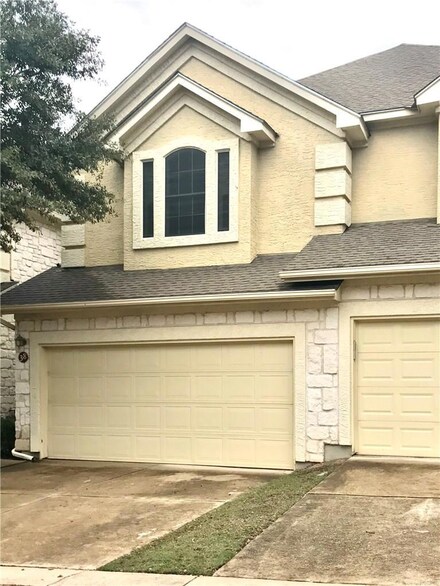 3300 Forest Creek Dr Unit 38, Round Rock, TX 78664