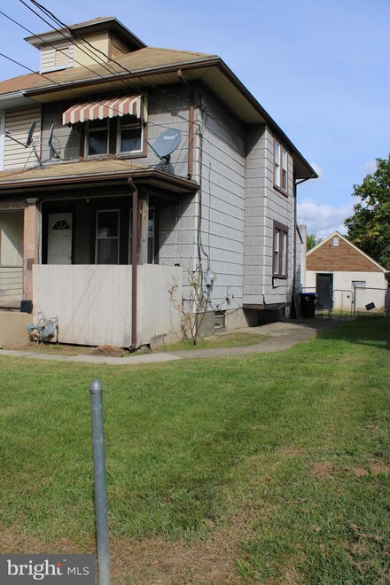 632 Taylor Ave, Upper Chichester, PA 19061