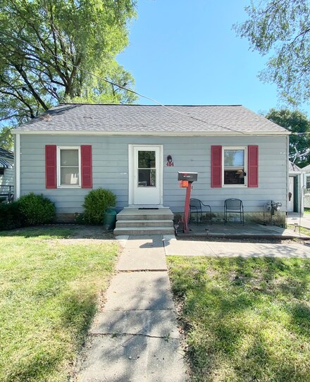 404 N Sheldon St, Rantoul, IL 61866