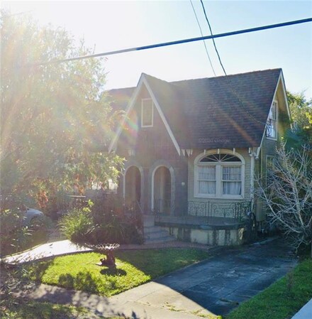 906 Friscoville Ave, Arabi, LA 70032