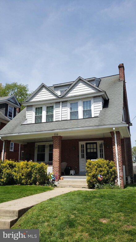 116 Grandview Rd, Ardmore, PA 19003