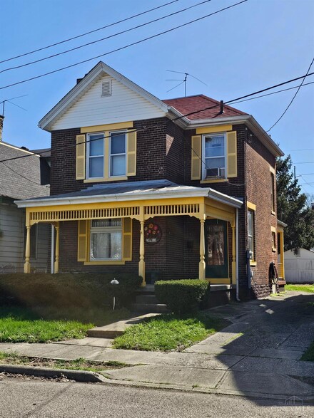 6106 Sycamore St, Cincinnati, OH 45216