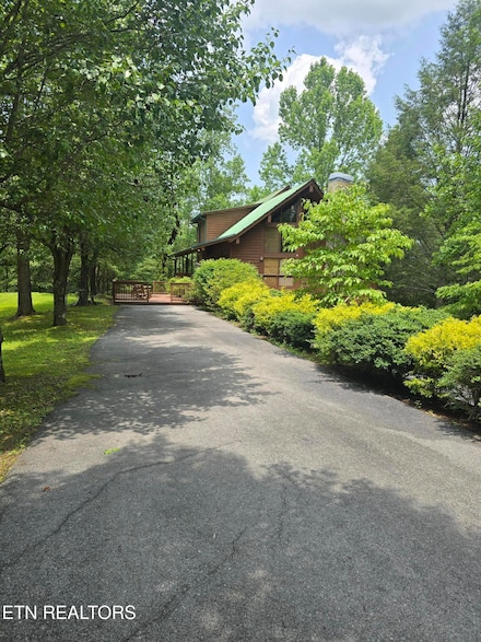 3839 Katelyns Ln, Sevierville, TN 37876