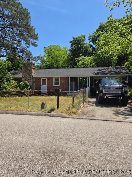 201 Scarborough St, Spring Lake, NC 28390