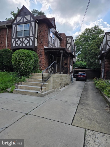 8237 Brookside Rd, Elkins Park, PA 19027