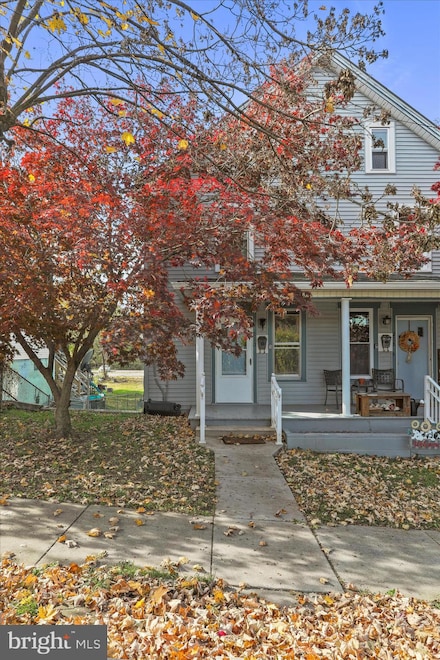 210 Linden Ave, Mercersburg, PA 17236
