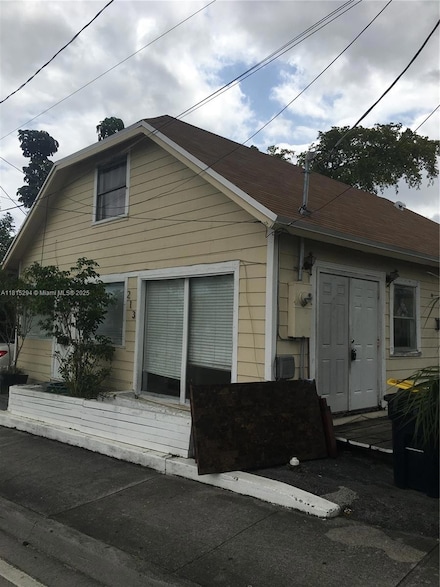 213 NE Stirling, Dania Beach, FL 33004