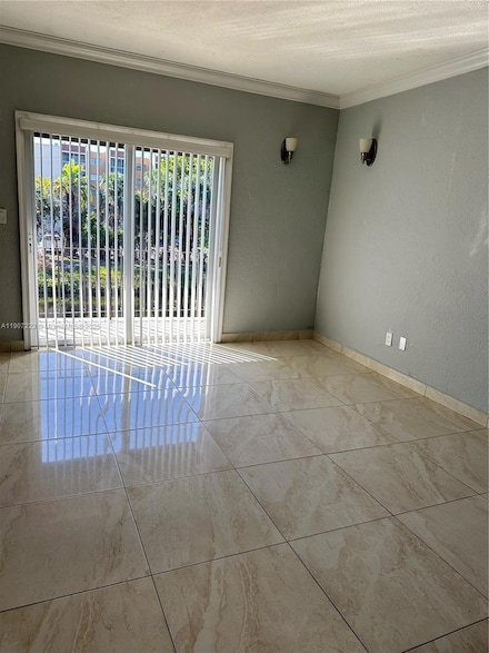 1300 W 53rd St Unit 28, Hialeah, FL 33012