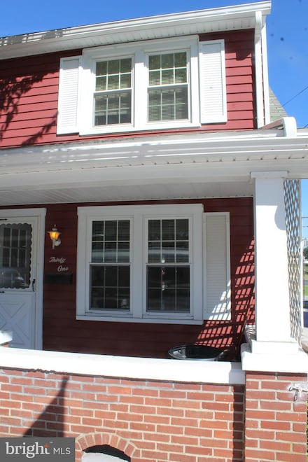 31 E Forrest Ave, Shrewsbury, PA 17361