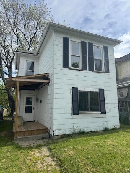 1572 Mound St, Springfield, OH 45505