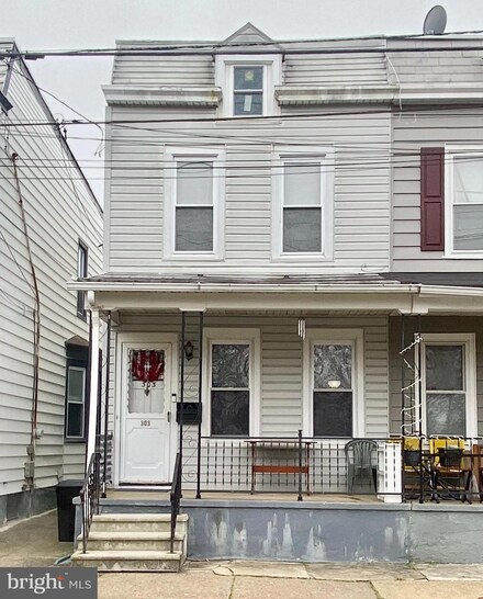 303 Hobart Ave, Trenton, NJ 08629