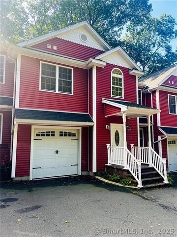 57 Middle Ave, Shelton, CT 06484