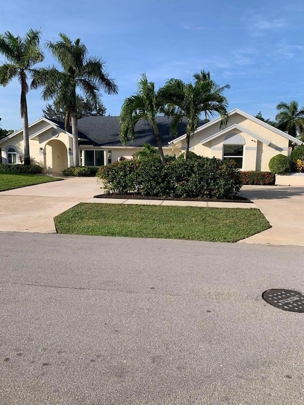 13544 Northumberland Cir, Wellington, FL 33414