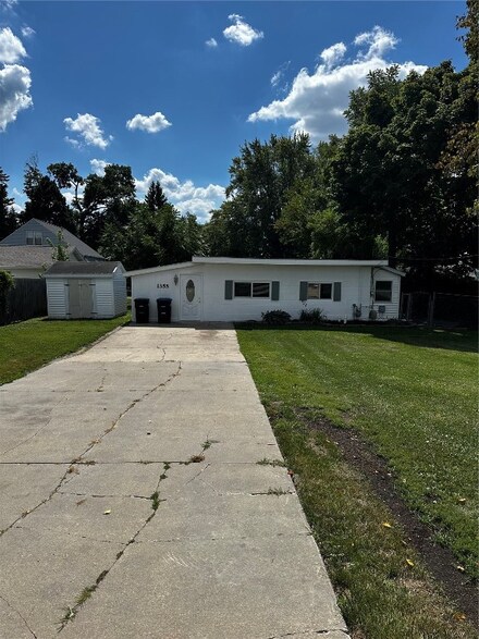 1355 3rd Ave, Marion, IA 52302