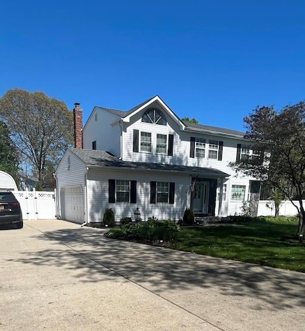 283 Terry Rd, Sayville, NY 11782
