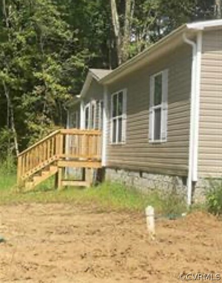 17109 Courtney Rd, Hanover, VA 23069