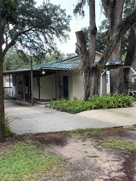 20930 NE 142nd Place, Salt Springs, FL 32134