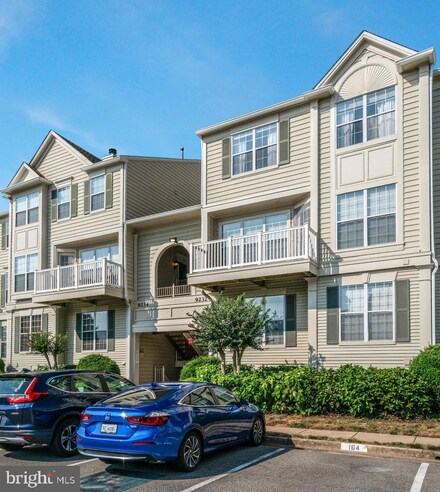 9232 Cardinal Forest Ln Unit 9232C-301, Lorton, VA 22079