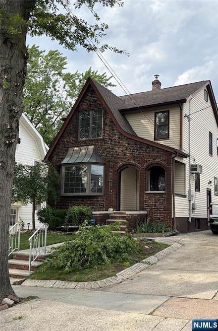 443 Jauncey Ave, Lyndhurst, NJ 07071