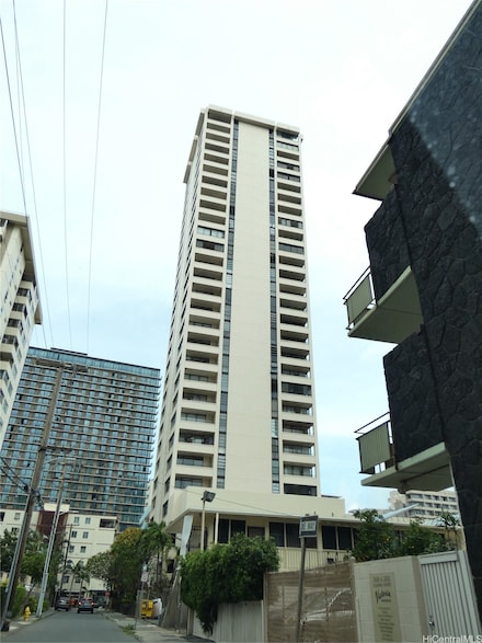 2410 Cleghorn St Unit 502, Honolulu, HI 96815