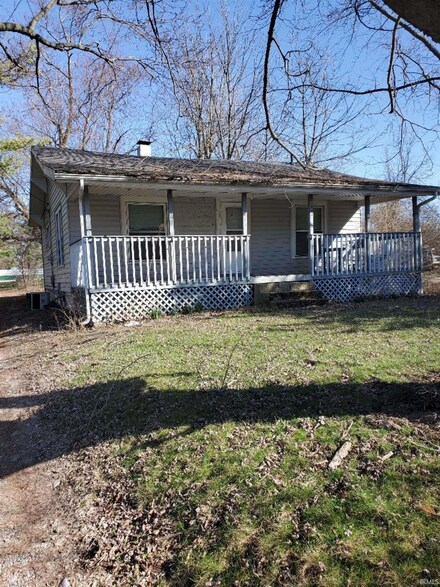 2604 E Jackson St, Muncie, IN 47303