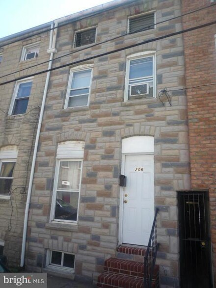 206 S Regester St, Baltimore, MD 21231
