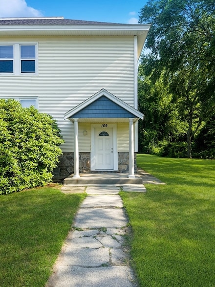 109 Hampshire Rd Unit 2, Methuen, MA 01844
