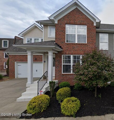 411 Clare Ln, Louisville, KY 40206