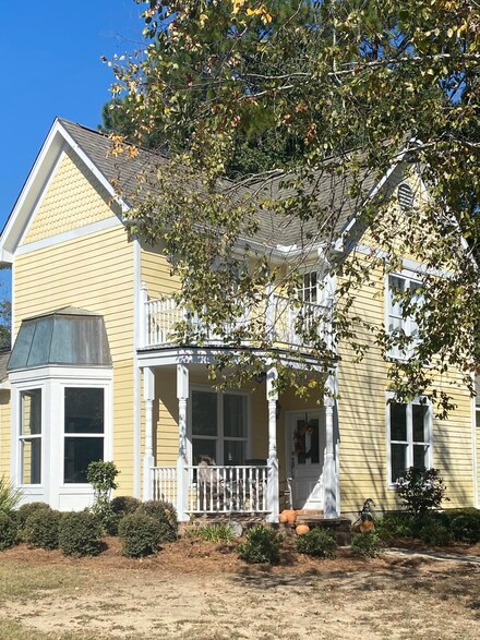 1007 Stratford Rd, Hattiesburg, MS 39402