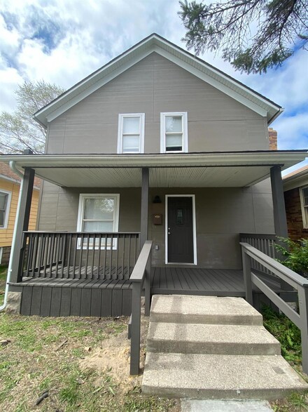 408 S Hancock St, Gary, IN 46403