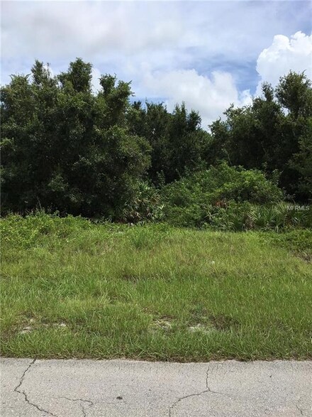 3414 5th St SW, Lehigh Acres, FL 33976