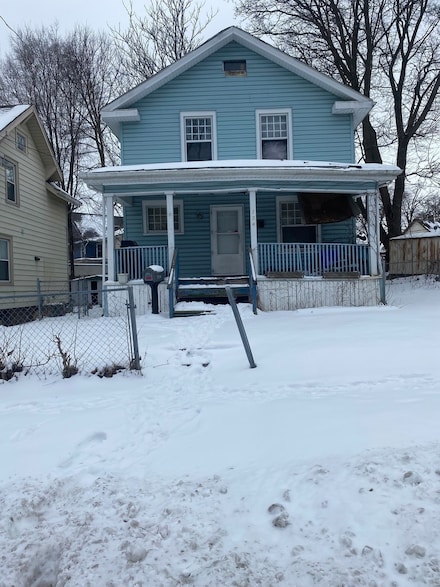 724 Napoleon St, Rockford, IL 61103